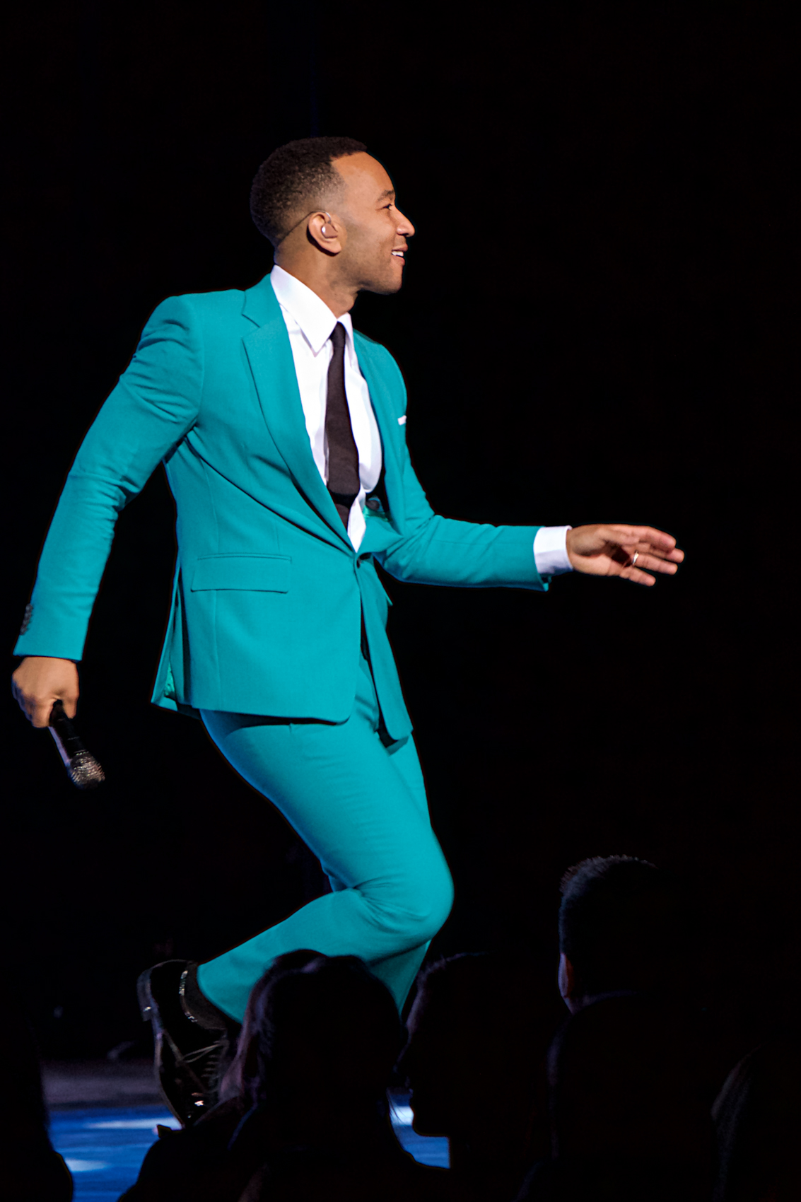 John Legend
A Legendary Christmas Tour
The Met
Philadelphia, Pa
December 4, 2018

DerekBrad.com